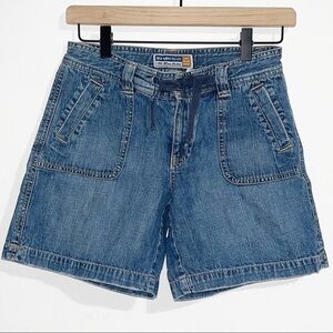 Old Navy Just Below the Waist Denim Jean Short